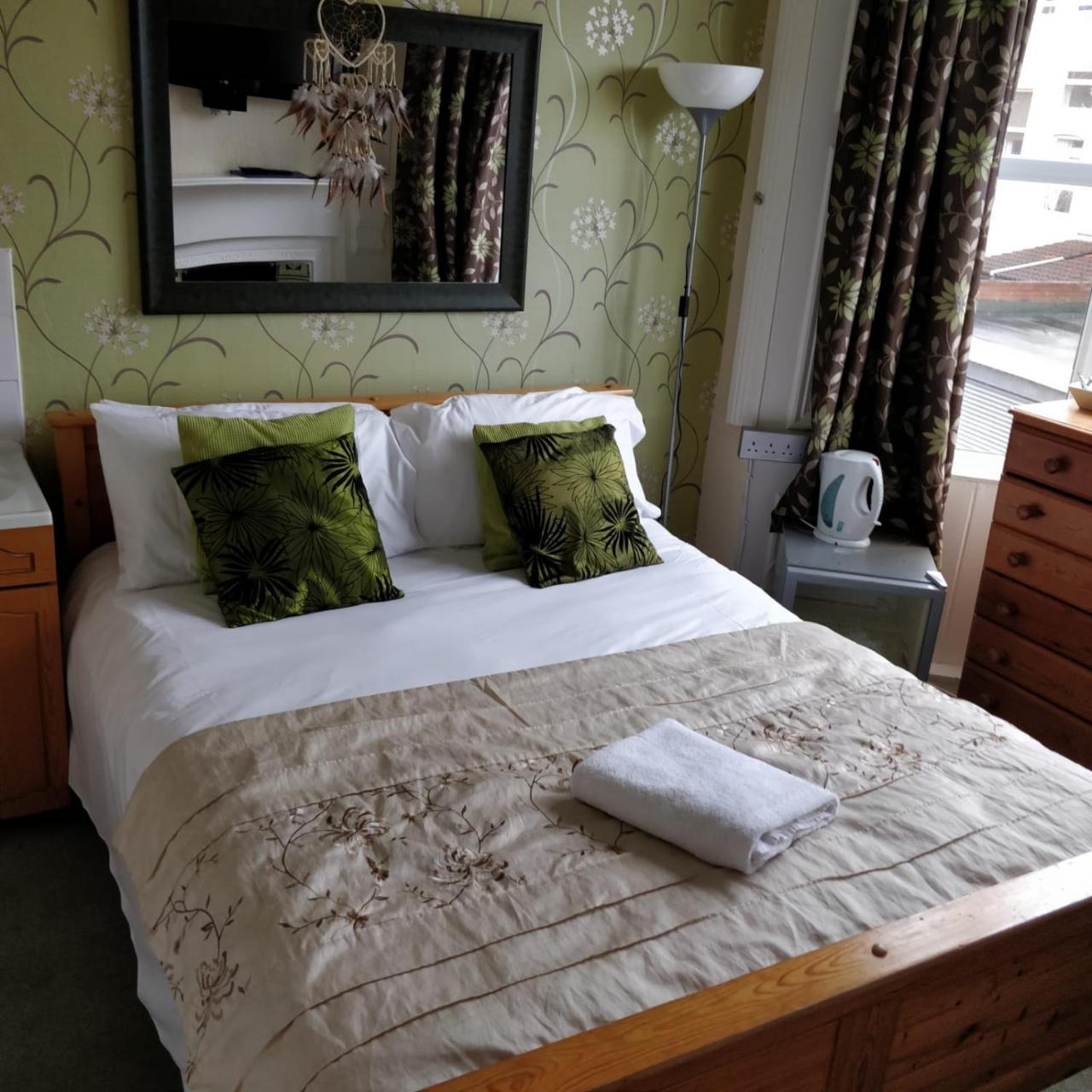 סנדרלנד Roker View Guest House מראה חיצוני תמונה